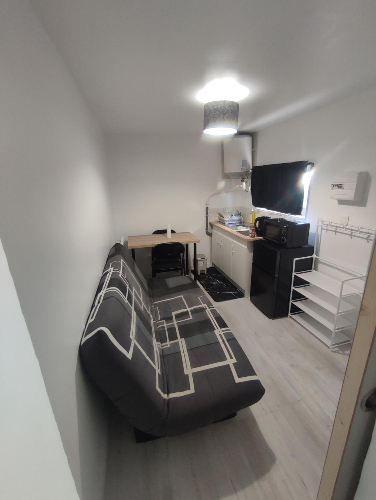 Apartamento Petit F2 Meuble Independant Limay Exterior foto